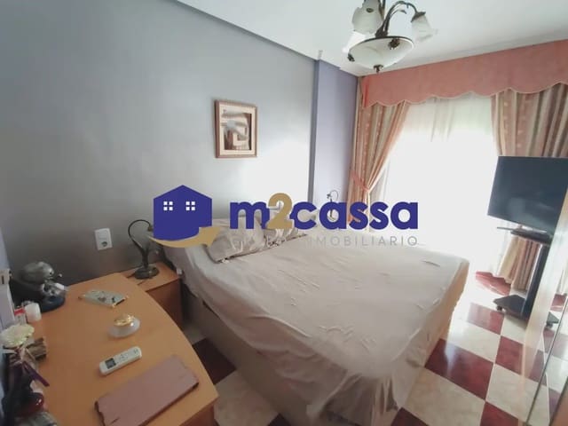 4 Zimmer Wohnung zu verkaufen in Lorca mit Garage - 135.000 € (Ref: 10116355)