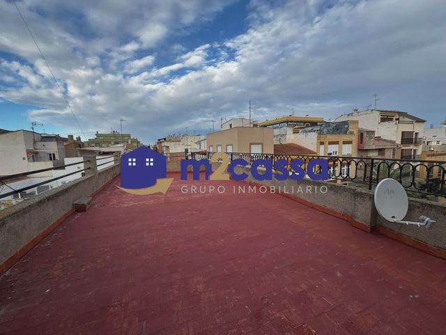 5 quarto Casa em Banda para venda em Puerto Lumbreras com garagem - 210 000 € (Ref: 10116366)