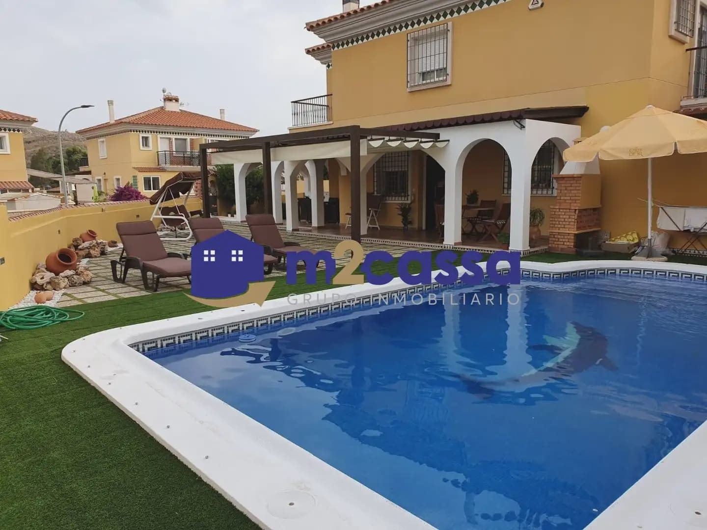 4 bedroom Villa for sale in Calabardina with pool garage - € 349,900 (Ref: 10116382)