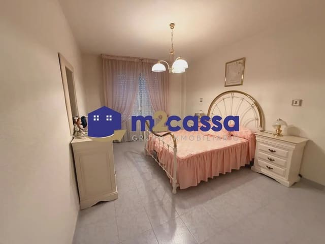 4 Zimmer Wohnung zu verkaufen in Lorca mit Garage - 205.000 € (Ref: 10116397)