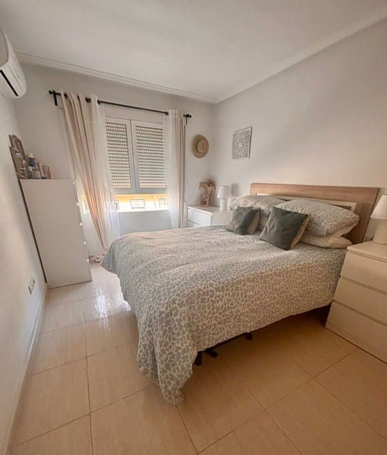 2 bedroom Apartment for sale in Formentera del Segura with pool - € 104,995 (Ref: 9484040)