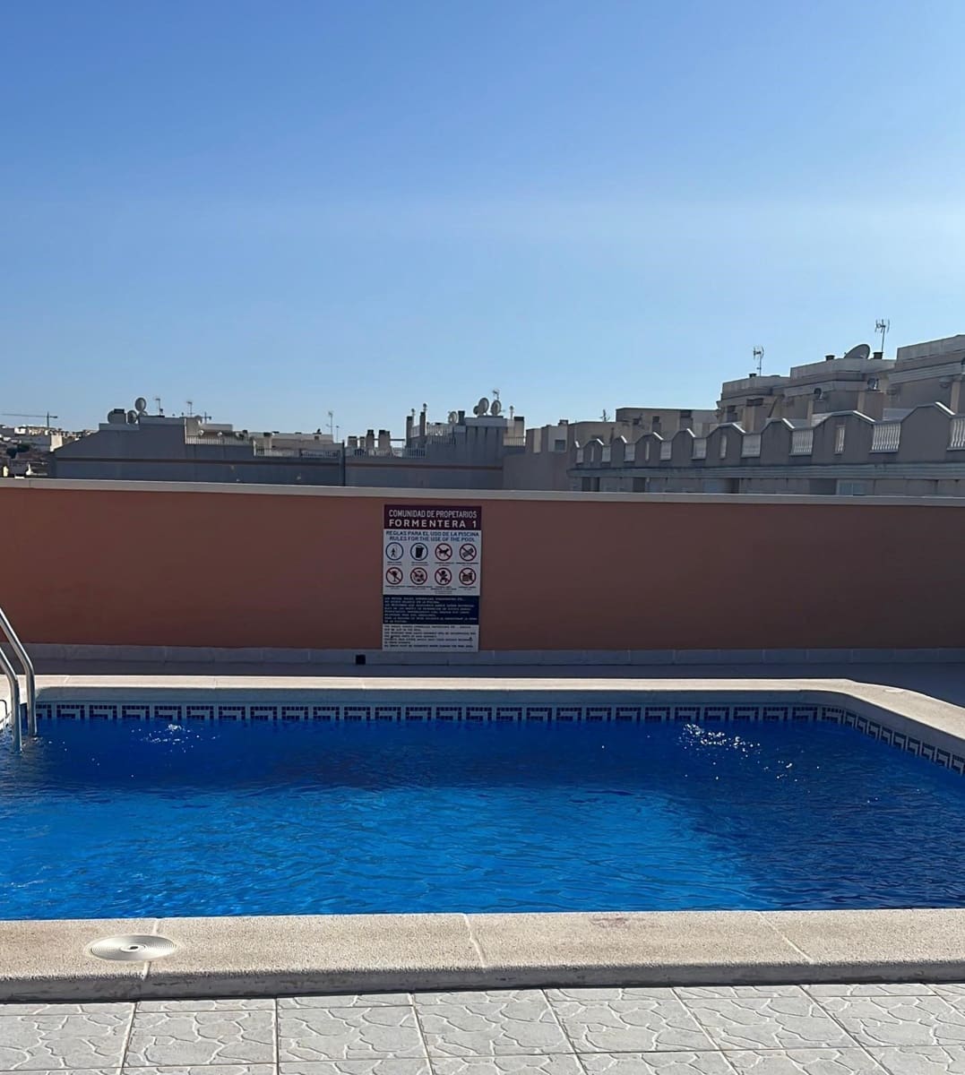 2 bedroom Apartment for sale in Formentera del Segura with pool - € 104,995 (Ref: 9484040)