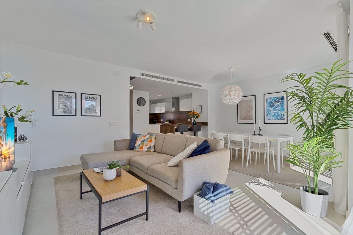 3 soveværelse Byhus til salg i Fuengirola med swimmingpool - € 675.000 (Ref: 9515886)