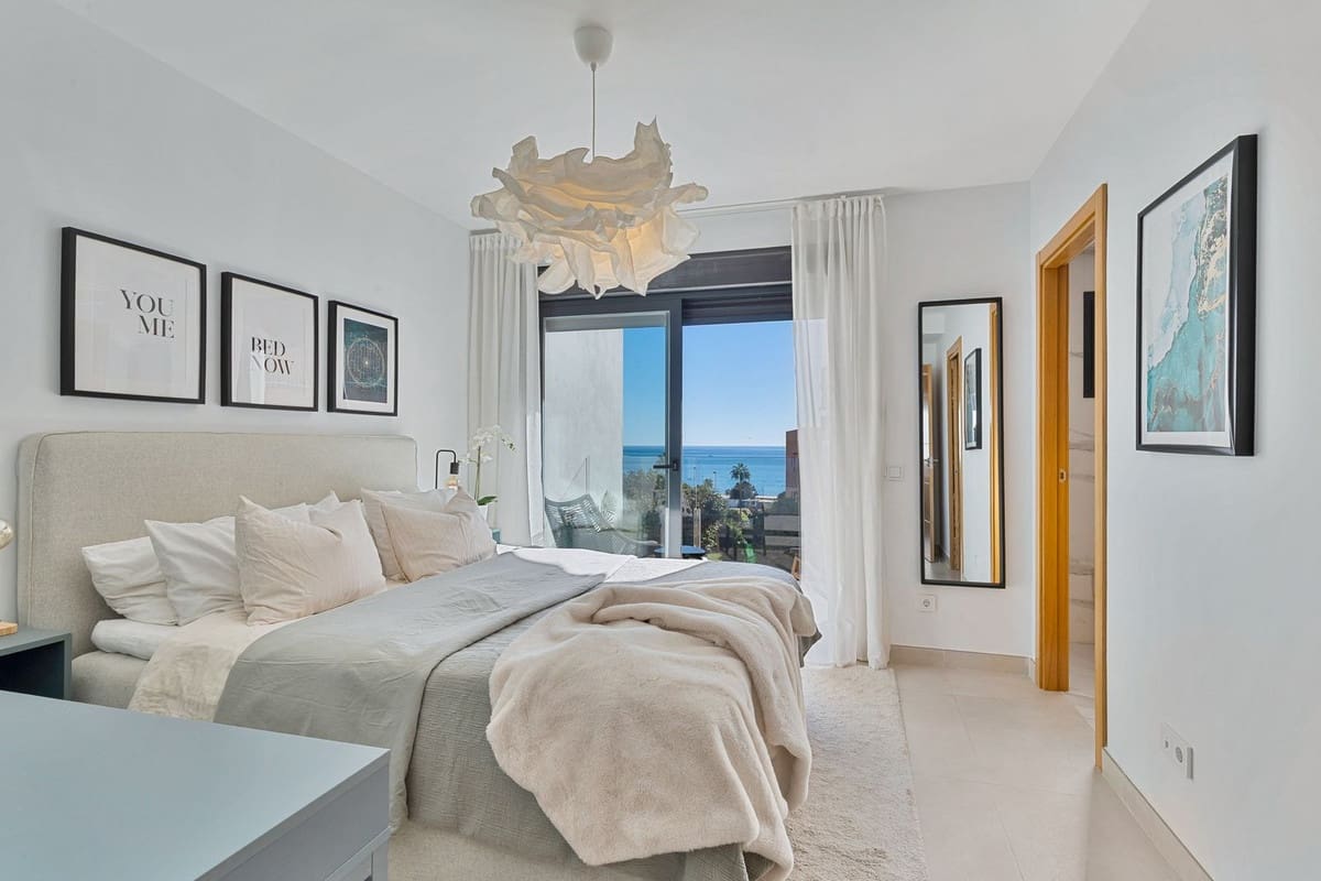 3 sypialnia Dom na sprzedaż w Fuengirola z basenem garażem - 649 000 € (Ref: 9515886)