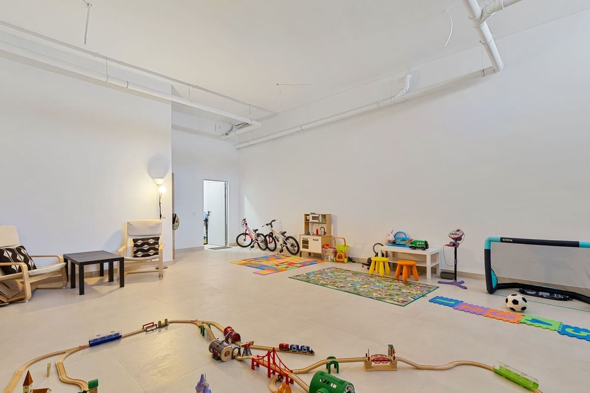 3 sypialnia Dom na sprzedaż w Fuengirola z basenem garażem - 649 000 € (Ref: 9515886)