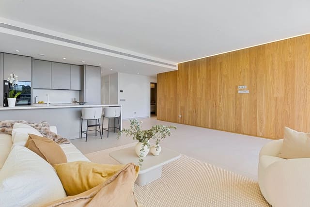 3 Zimmer Apartment zu verkaufen in Fuengirola mit Pool Garage - 825.000 € (Ref: 9572151)