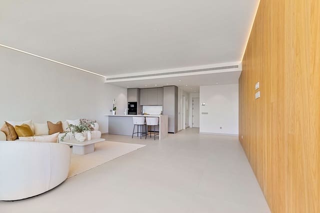 3 Zimmer Apartment zu verkaufen in Fuengirola mit Pool Garage - 825.000 € (Ref: 9572151)