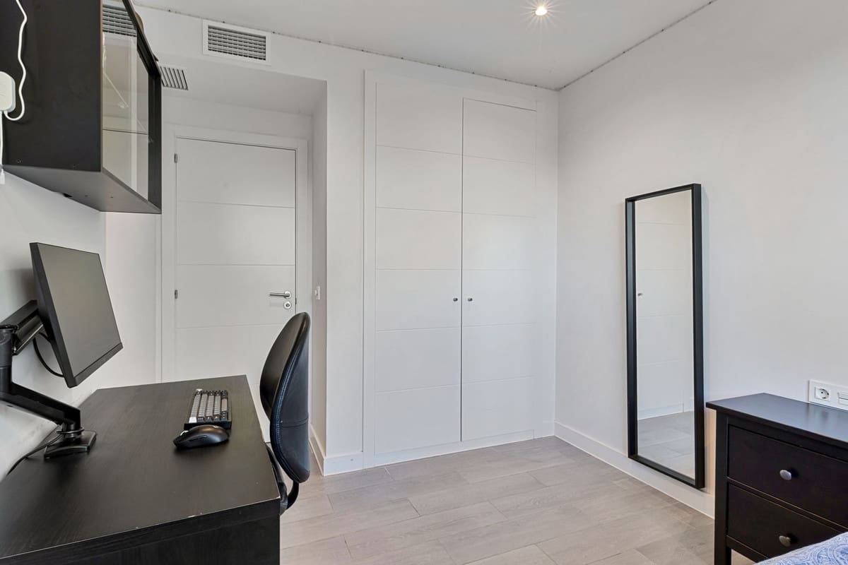 3 bedroom Apartment for sale in Mijas Costa with pool garage - € 530,000 (Ref: 9575112)