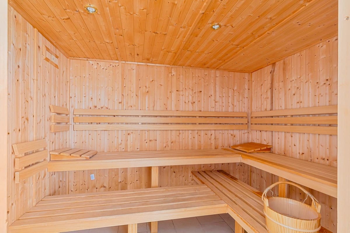 3 bedroom Apartment for sale in Benalmadena Costa with pool garage - € 695,000 (Ref: 9682197)