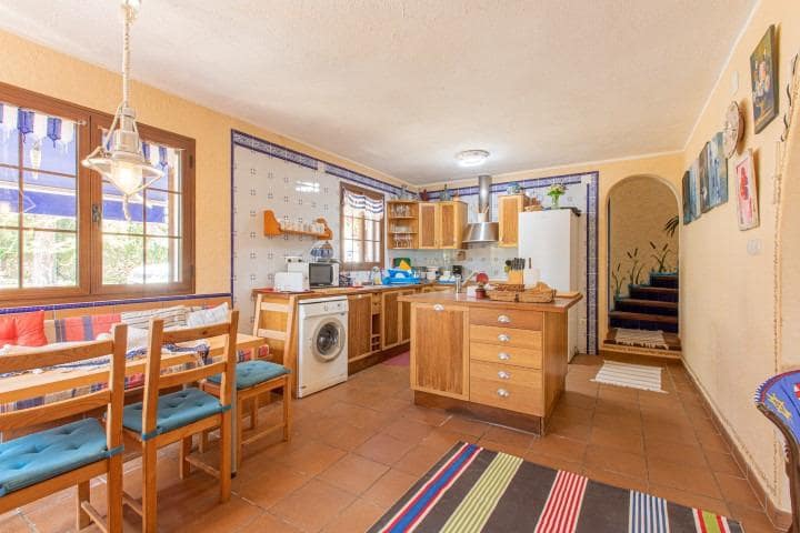 6 chambre Finca/Maison de Campagne à vendre à L'Ametlla de Mar avec piscine garage - 650 000 € (Ref: 9598167)