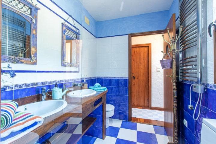 6 chambre Finca/Maison de Campagne à vendre à L'Ametlla de Mar avec piscine garage - 650 000 € (Ref: 9598167)