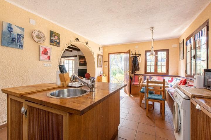 6 chambre Finca/Maison de Campagne à vendre à L'Ametlla de Mar avec piscine garage - 650 000 € (Ref: 9598167)