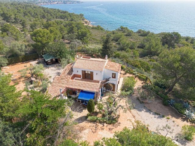 6 chambre Finca/Maison de Campagne à vendre à L'Ametlla de Mar avec piscine garage - 650 000 € (Ref: 9598167)