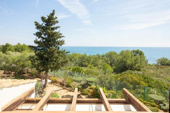 6 chambre Finca/Maison de Campagne à vendre à L'Ametlla de Mar avec piscine garage - 650 000 € (Ref: 9598167)