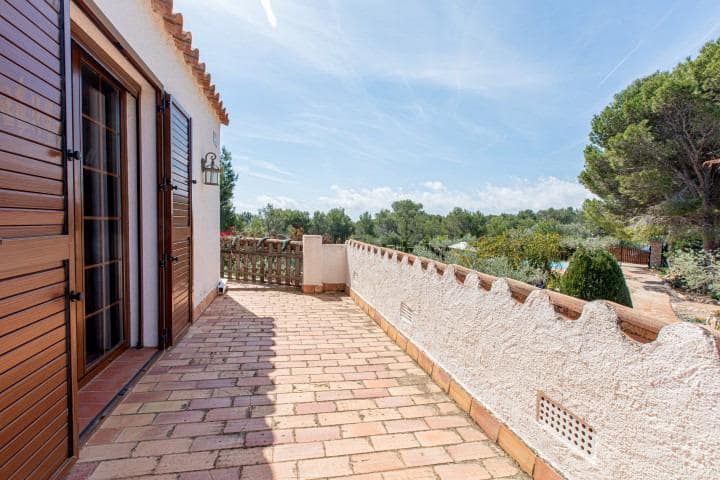 6 chambre Finca/Maison de Campagne à vendre à L'Ametlla de Mar avec piscine garage - 650 000 € (Ref: 9598167)