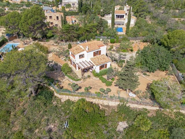 6 chambre Finca/Maison de Campagne à vendre à L'Ametlla de Mar avec piscine garage - 650 000 € (Ref: 9598167)