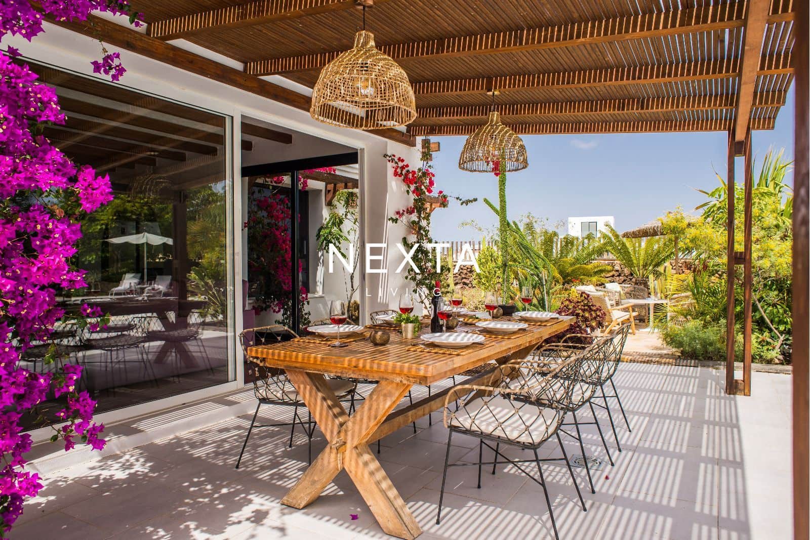 2 sovrum Villa till salu i Lajares med pool - 1 950 000 € (Ref: 10009969)