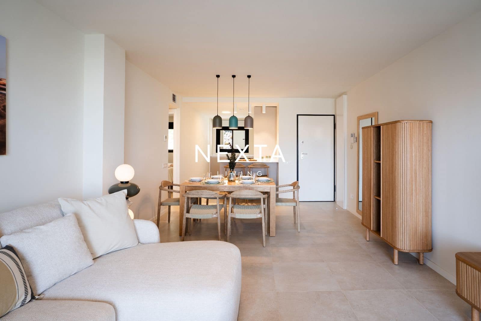 2 sovrum Lägenhet att hyra i El Medano med pool garage - 2 250 € (Ref: 10017220)