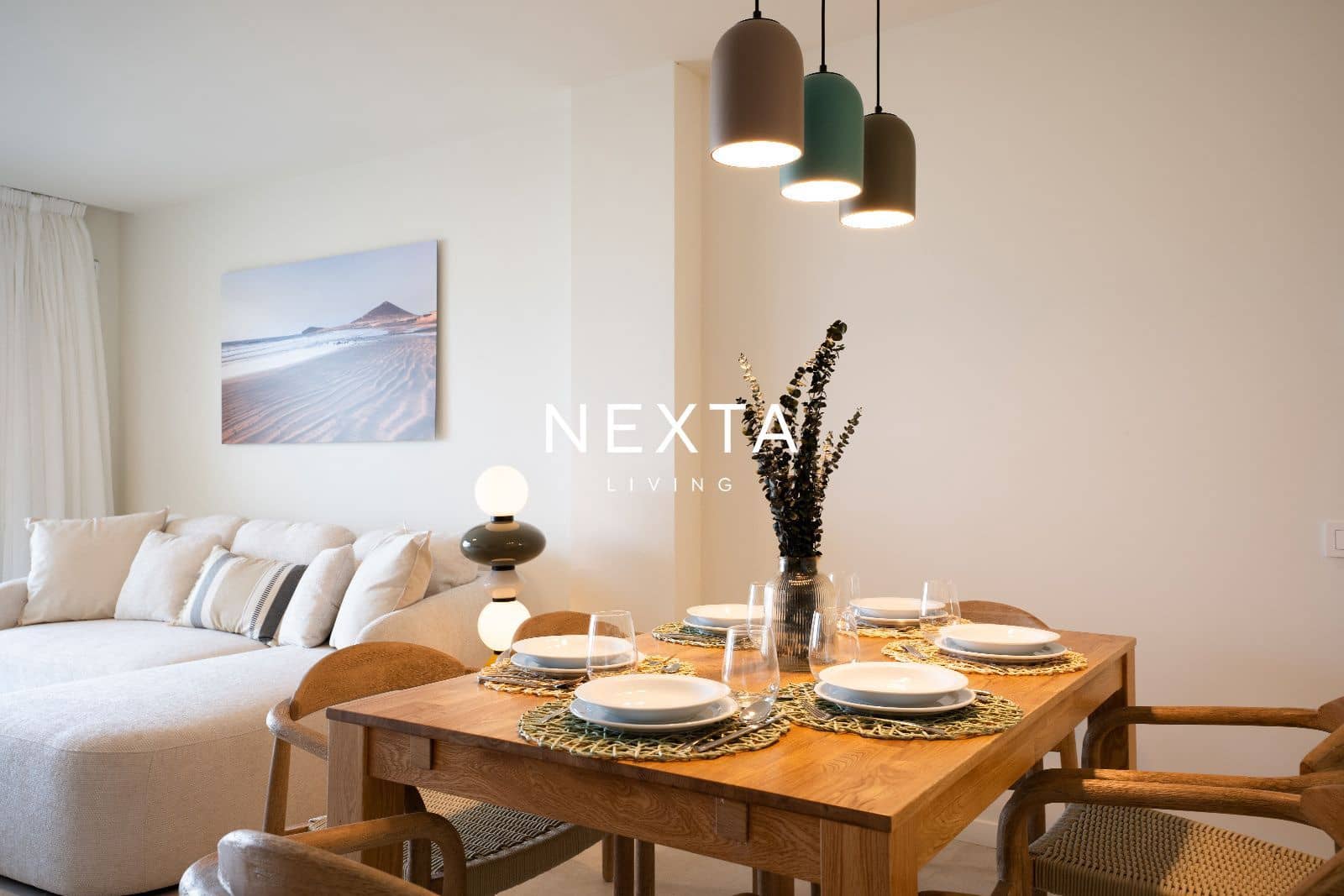 2 sovrum Lägenhet att hyra i El Medano med pool garage - 2 250 € (Ref: 10017220)