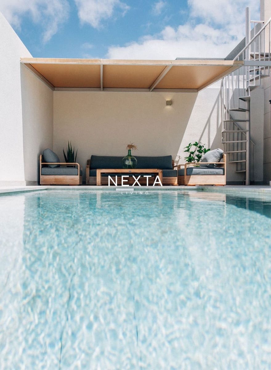 3 chambre Villa/Maison à vendre à El Medano avec piscine garage - 1 100 000 € (Ref: 10034435)