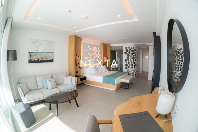 Flat for sale in La Caleta Adeje, Adeje with pool - € 395,000 (Ref: 10048396)