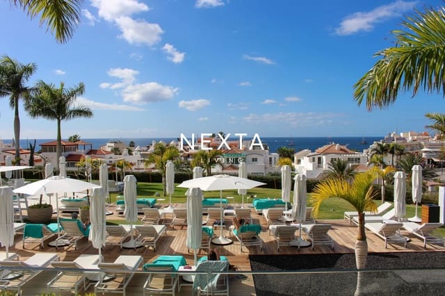 Flat te koop in La Caleta Adeje, Adeje met zwembad - € 350.000 (Ref: 10048476)