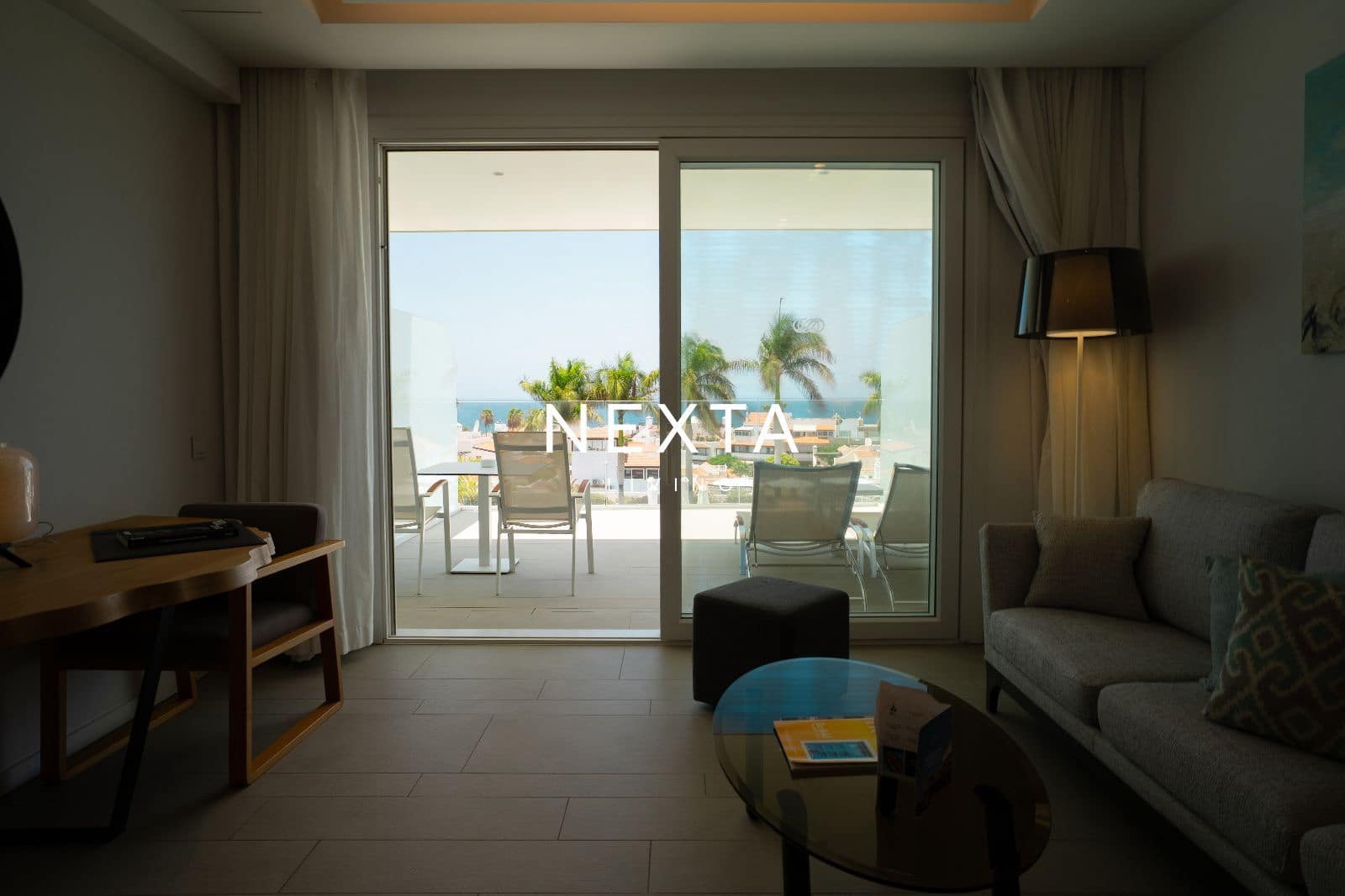 Flat te koop in La Caleta Adeje met zwembad - € 335.000 (Ref: 10048476)