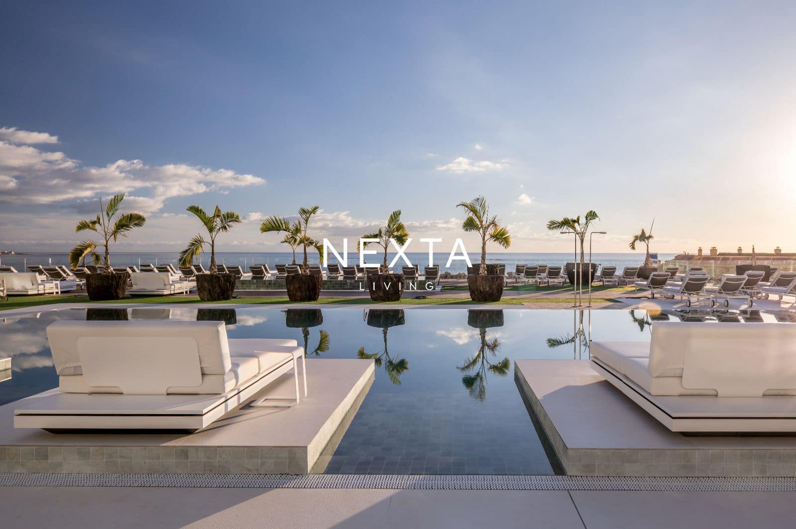 Piso de 1 habitación en La Caleta Adeje en venta con piscina - 950.000 € (Ref: 10048665)