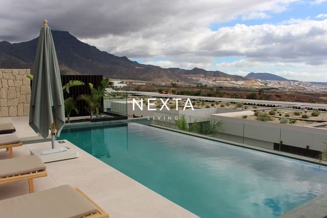 2 sovrum Villa till salu i La Caleta Adeje, Adeje med pool garage - 1 875 000 € (Ref: 10048971)