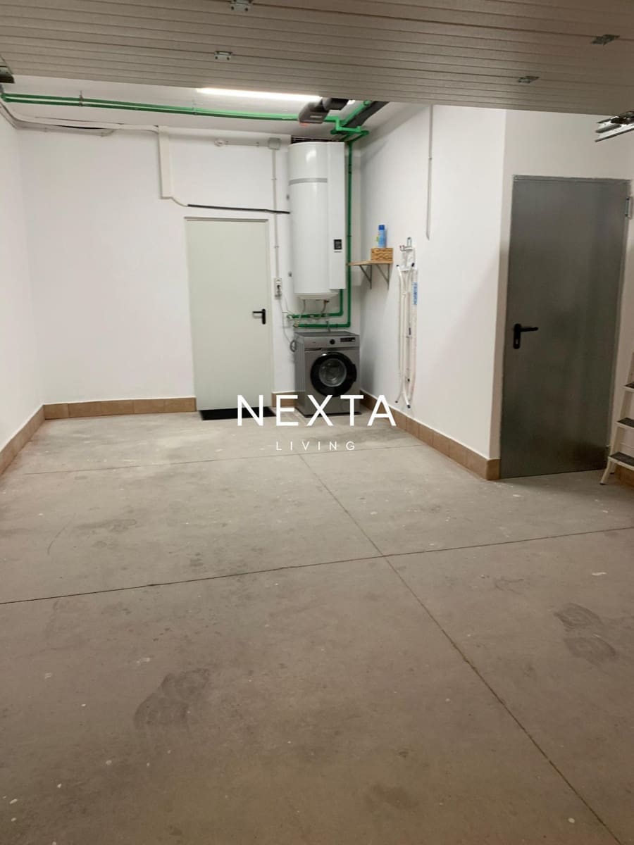 4 soverom Hus til leie i Puerto Santiago med garasje - € 4 200 (Ref: 10057696)