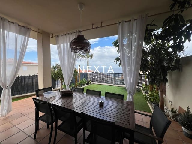 4 soverom Hus til leie i Puerto Santiago, Santiago del Teide med garasje - € 4 200 (Ref: 10057696)