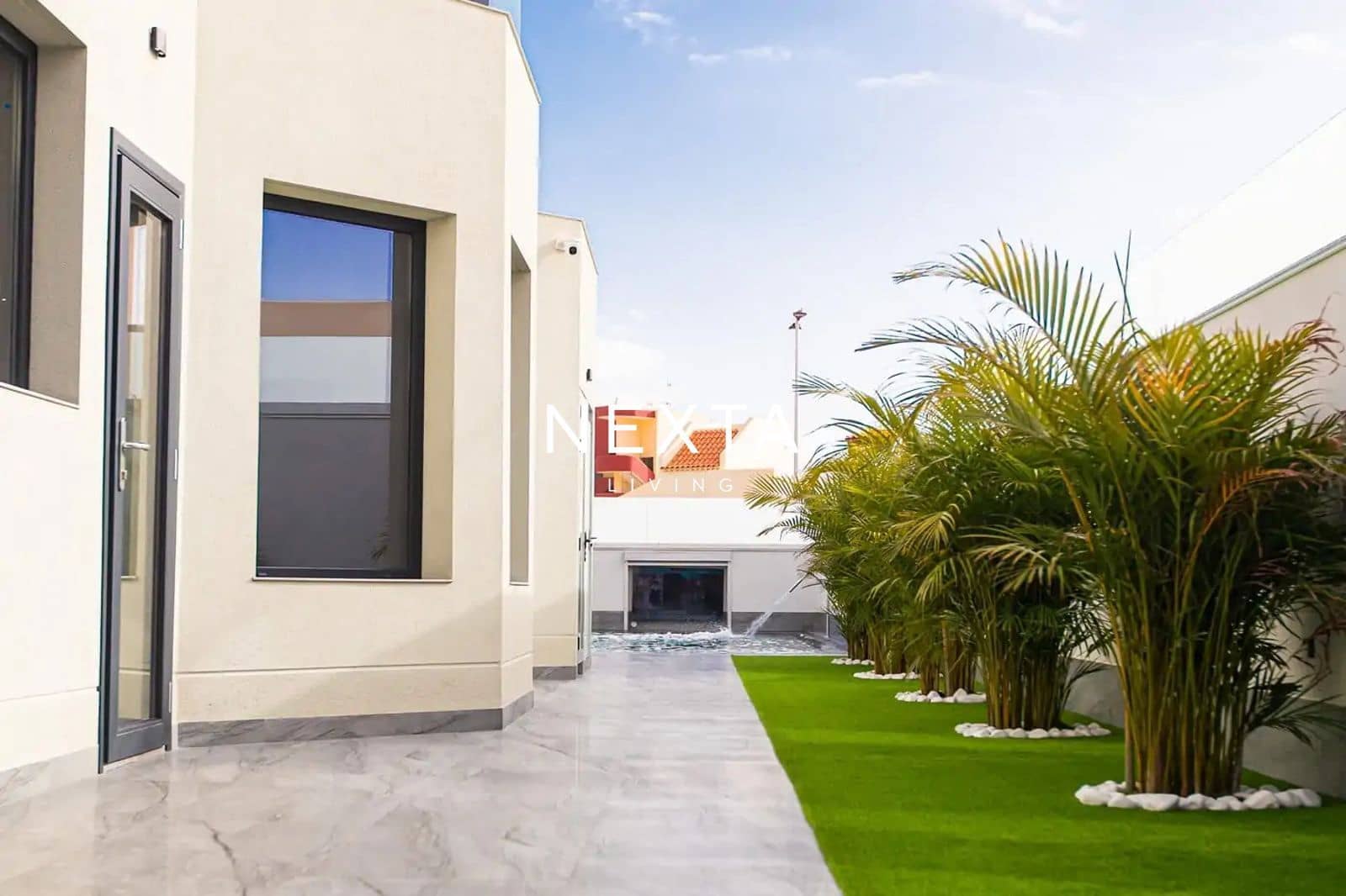 3 quarto Moradia para venda em Costa Adeje com piscina - 2 195 000 € (Ref: 10057697)