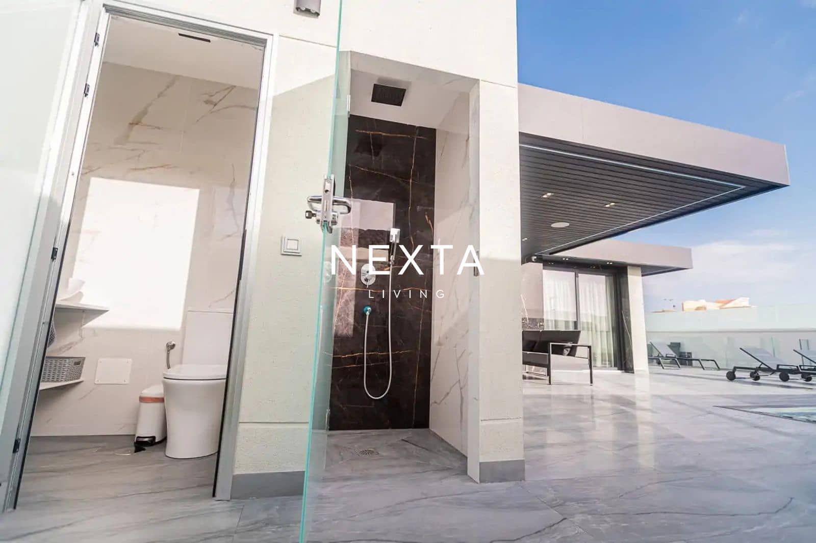 3 quarto Moradia para venda em Costa Adeje com piscina - 2 195 000 € (Ref: 10057697)
