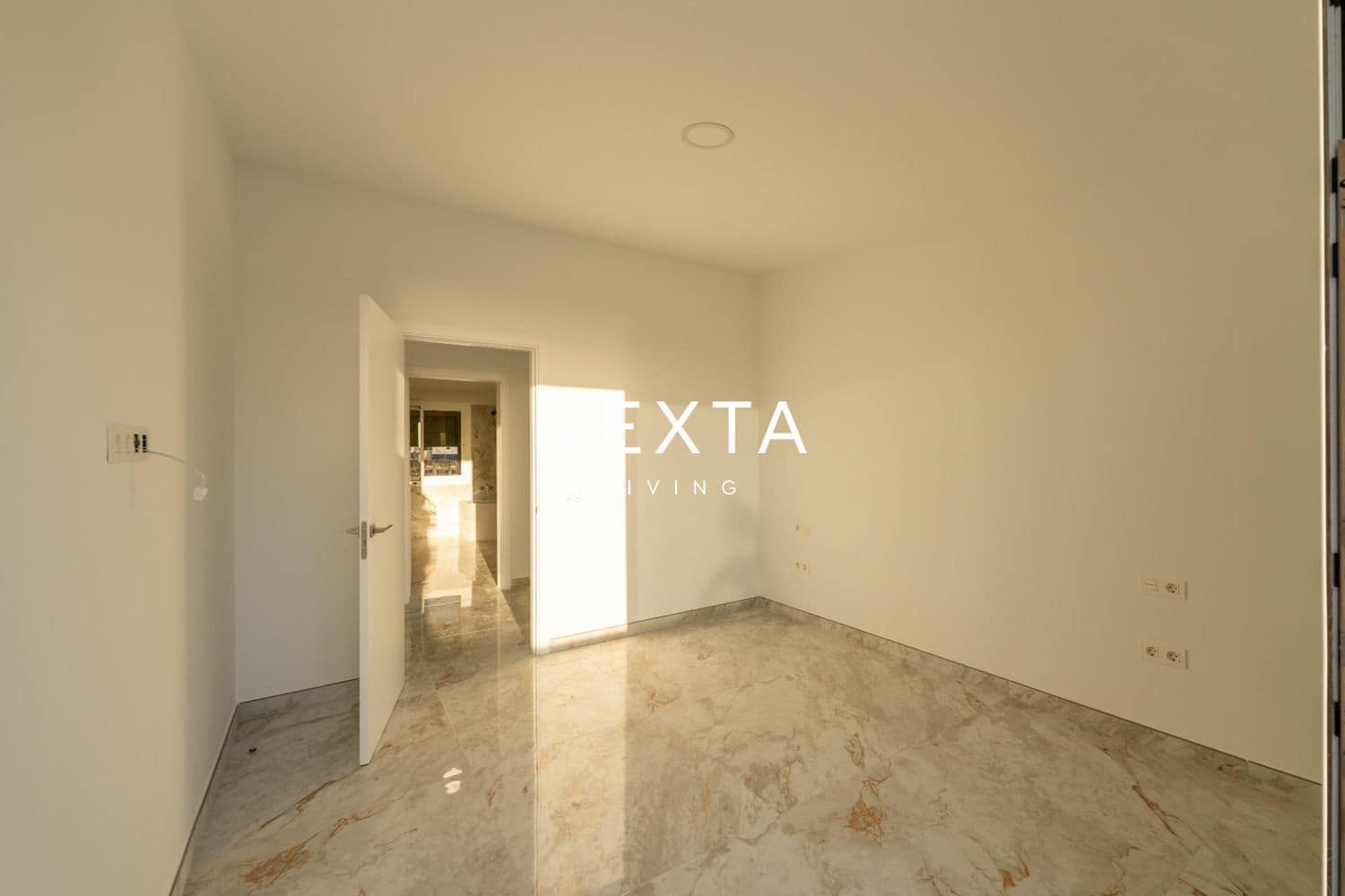 5 soveværelse Penthouse til salg i Callao Salvaje med swimmingpool - € 890.000 (Ref: 10057698)