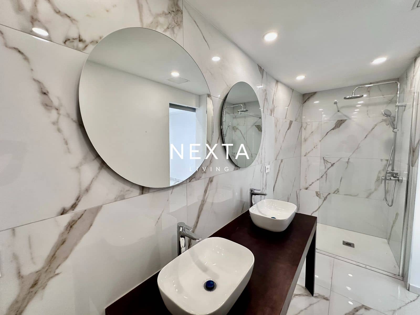 3 bedroom Villa for sale in Costa Adeje with pool garage - € 1,350,000 (Ref: 10057699)