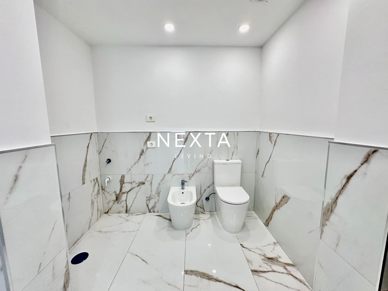 3 bedroom Villa for sale in Costa Adeje with pool garage - € 1,350,000 (Ref: 10057699)