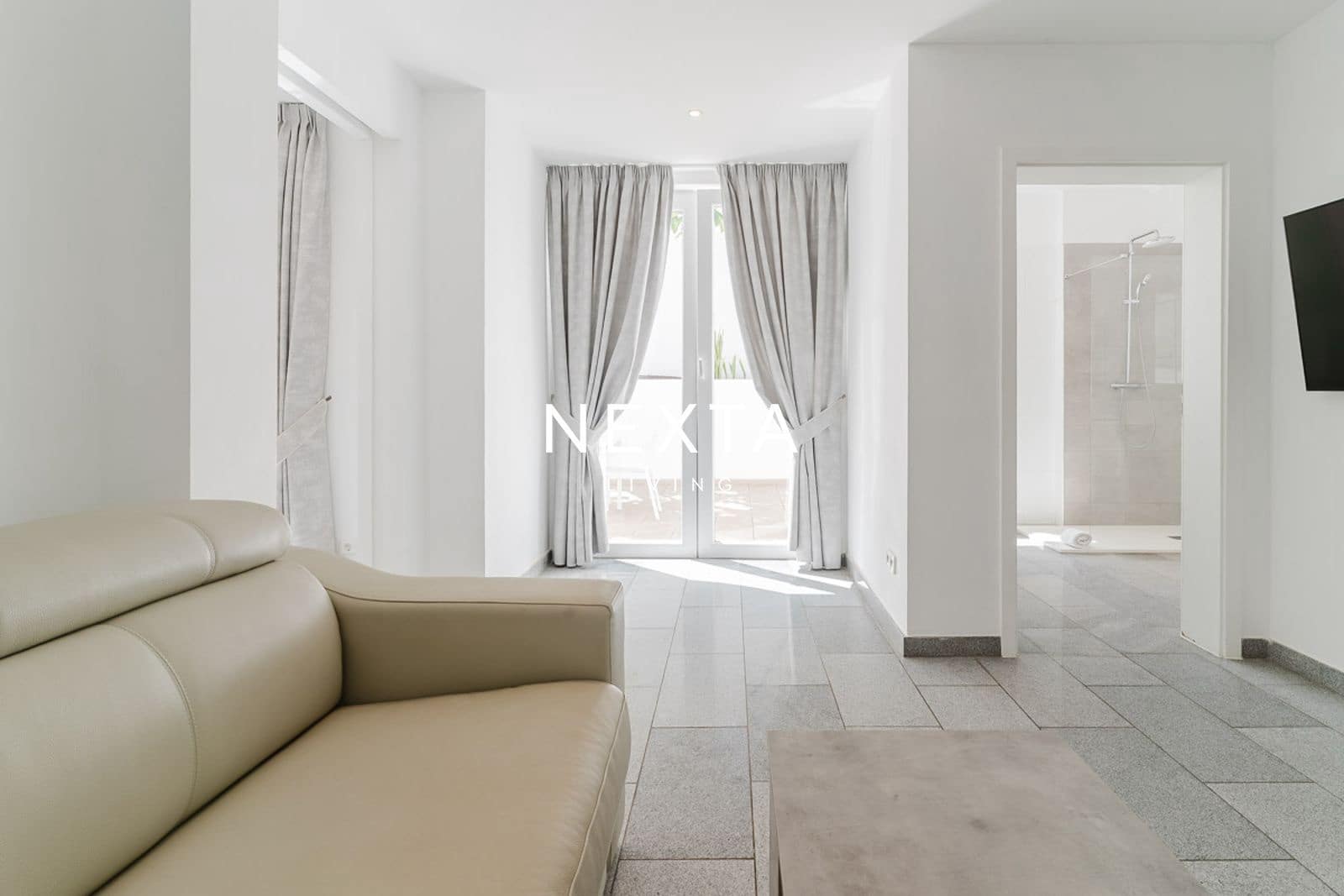 12 slaapkamer Villa te koop in Playa Paraiso met zwembad garage - € 4.300.000 (Ref: 10073308)