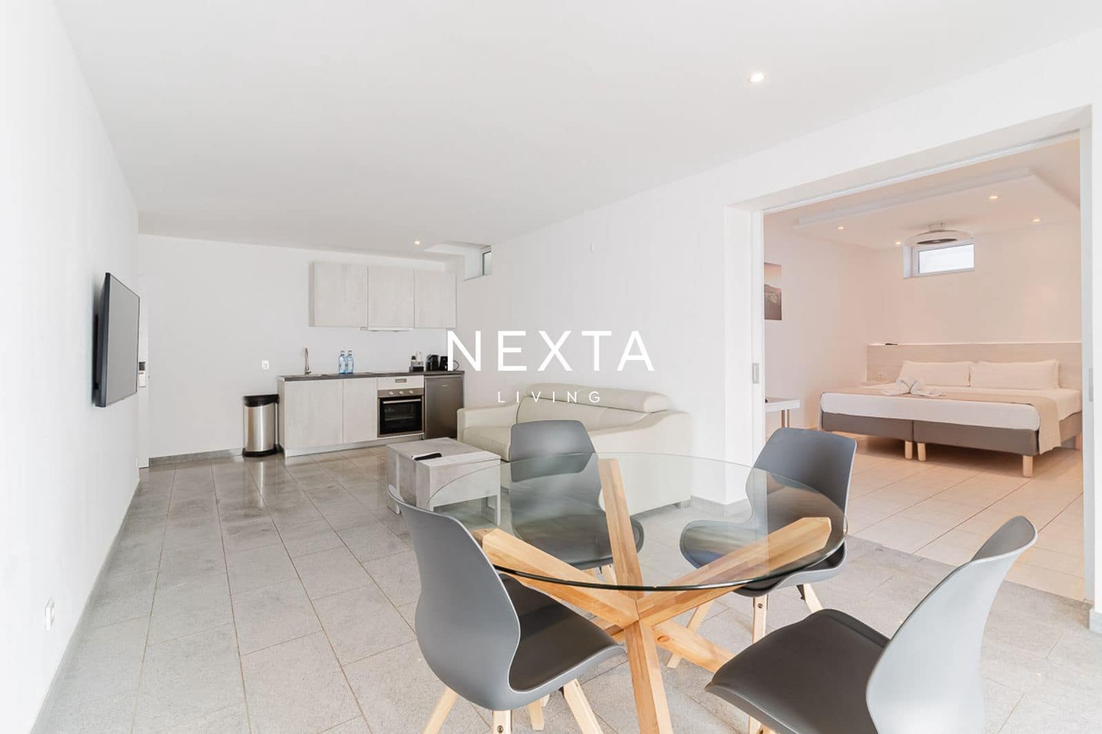 12 slaapkamer Villa te koop in Playa Paraiso met zwembad garage - € 4.300.000 (Ref: 10073308)
