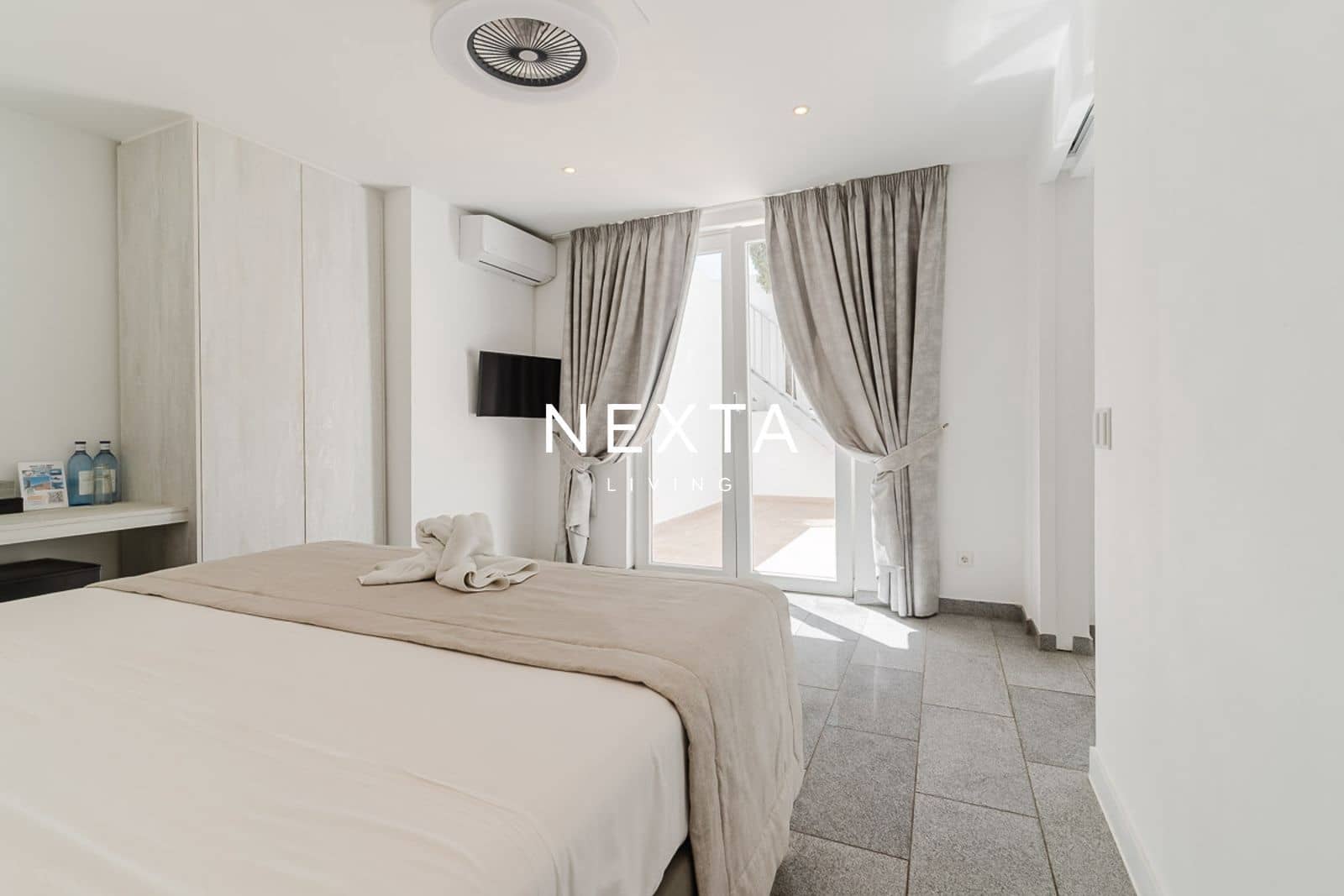 12 slaapkamer Villa te koop in Playa Paraiso met zwembad garage - € 4.300.000 (Ref: 10073308)