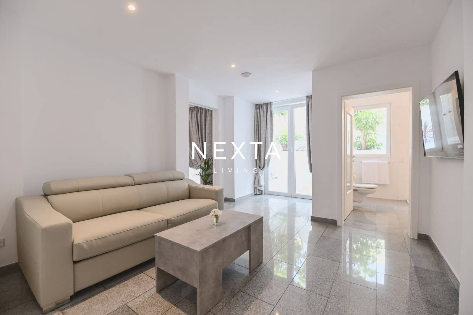 12 slaapkamer Villa te koop in Playa Paraiso met zwembad garage - € 4.300.000 (Ref: 10073308)