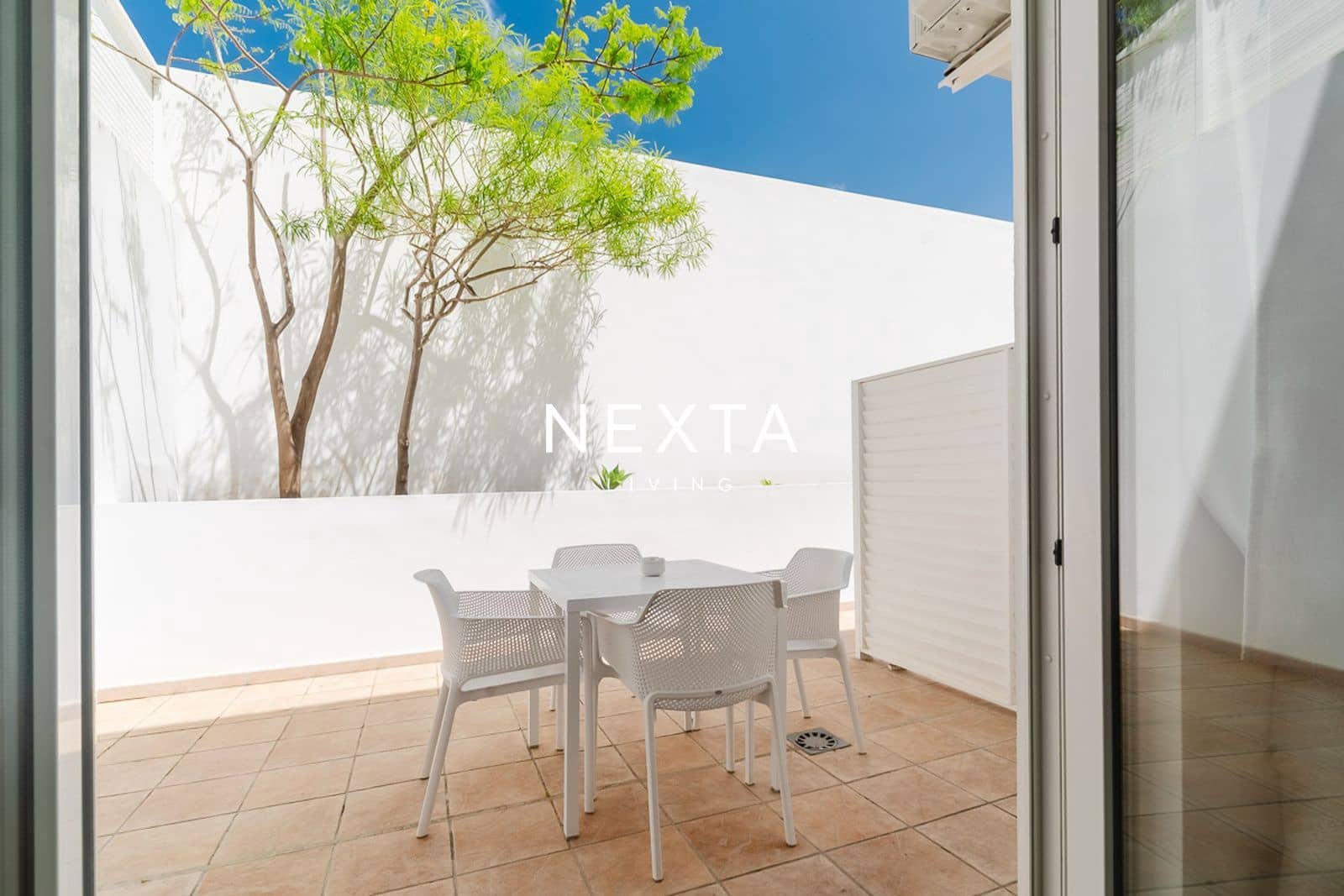 12 slaapkamer Villa te koop in Playa Paraiso met zwembad garage - € 4.300.000 (Ref: 10073308)
