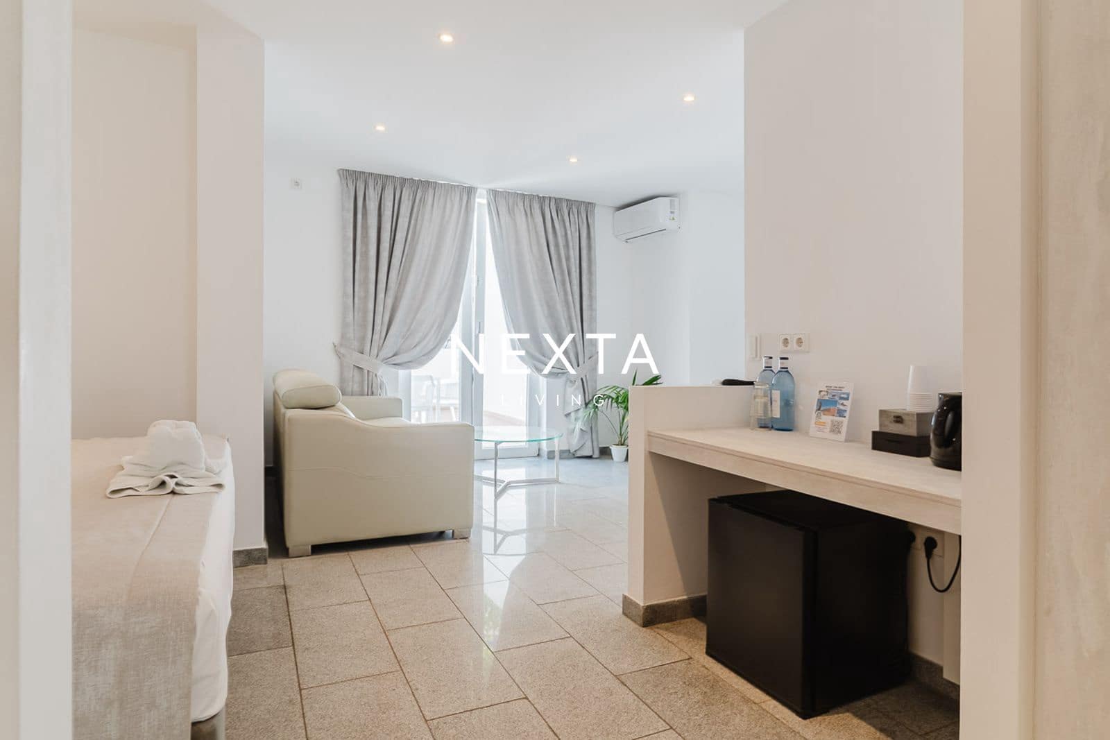 12 slaapkamer Villa te koop in Playa Paraiso met zwembad garage - € 4.300.000 (Ref: 10073308)