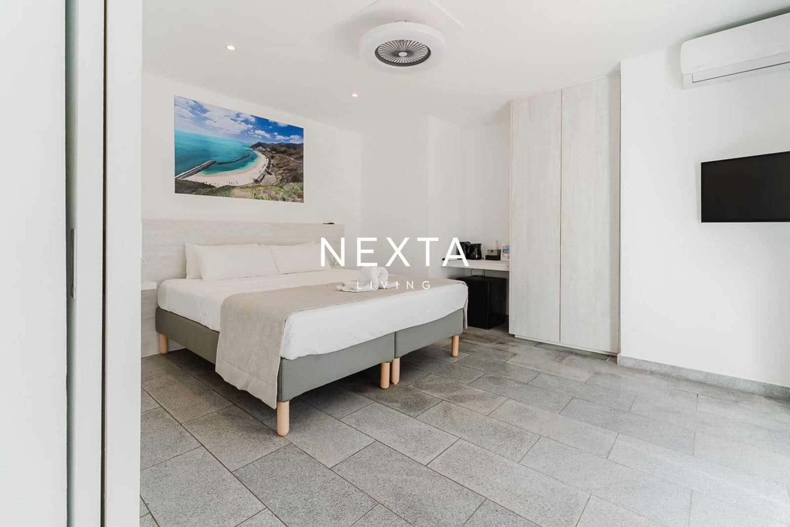 12 slaapkamer Villa te koop in Playa Paraiso met zwembad garage - € 4.300.000 (Ref: 10073308)