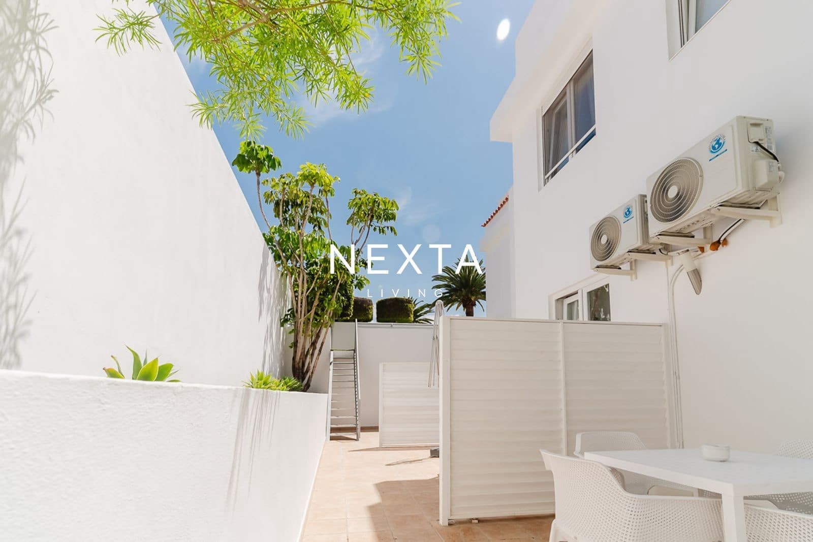 12 slaapkamer Villa te koop in Playa Paraiso met zwembad garage - € 4.300.000 (Ref: 10073308)