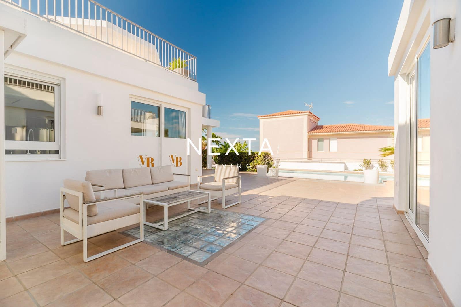 12 slaapkamer Villa te koop in Playa Paraiso met zwembad garage - € 4.300.000 (Ref: 10073308)