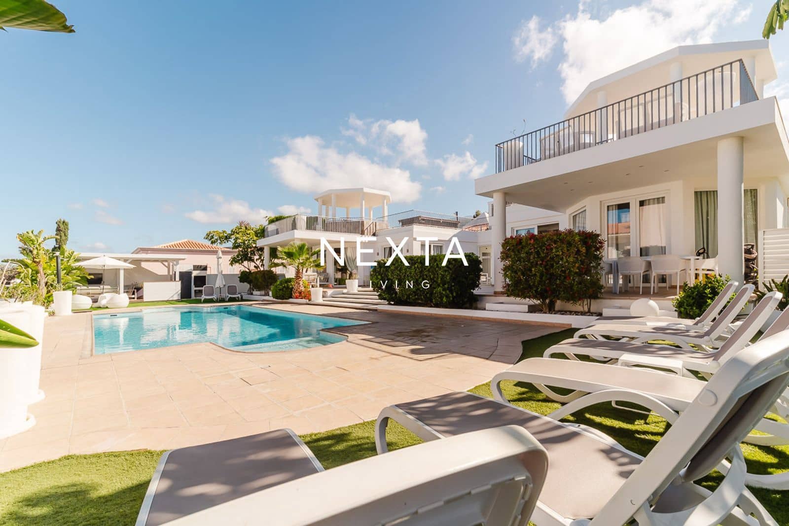 12 slaapkamer Villa te koop in Playa Paraiso met zwembad garage - € 4.300.000 (Ref: 10073308)