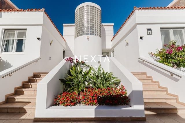 12 slaapkamer Villa te koop in Playa Paraiso, Adeje met zwembad garage - € 4.300.000 (Ref: 10073308)