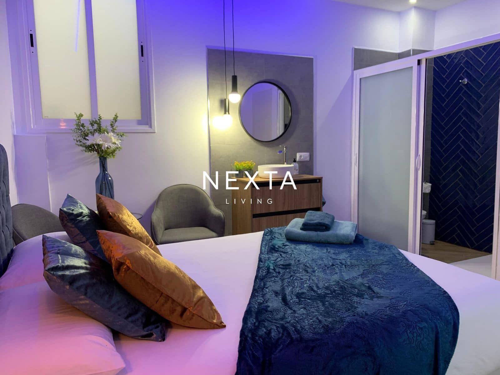 Casa de 4 habitaciones en Puerto Santiago en alquiler con piscina garaje - 4.200 € (Ref: 10090949)