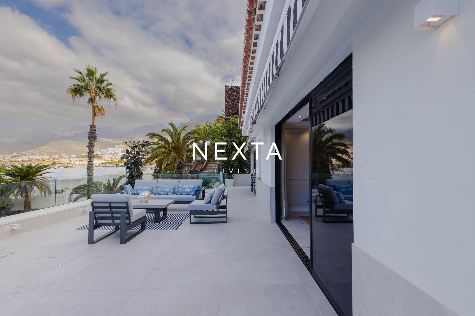 4 Zimmer Villa zu verkaufen in Costa Adeje mit Pool Garage - 2.490.000 € (Ref: 10090966)
