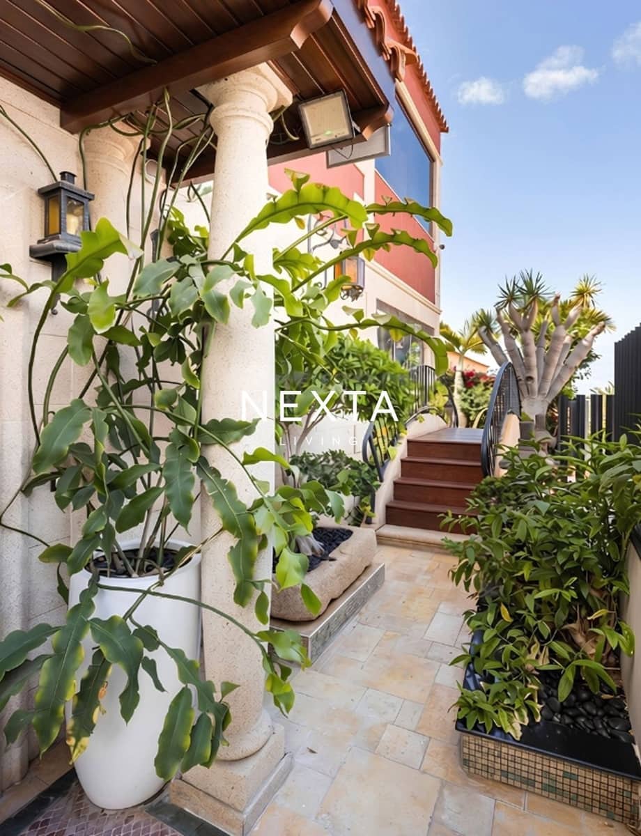 4 chambre Villa/Maison à vendre à Los Cristianos avec piscine garage - 2 450 000 € (Ref: 10094876)
